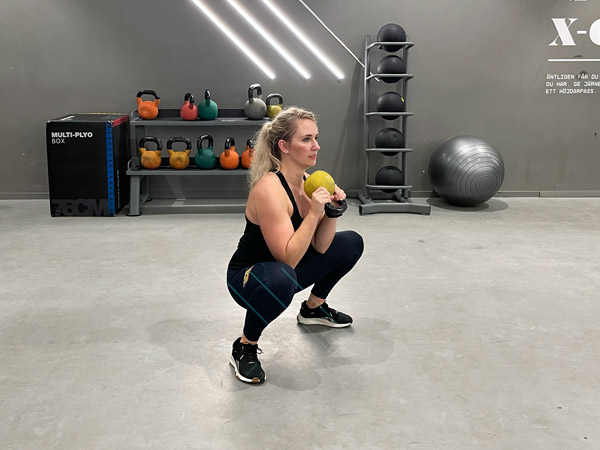 Goblet squat övning