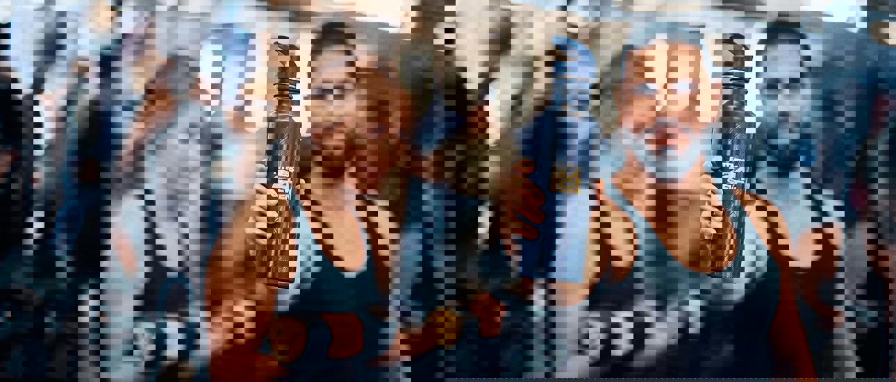 vattenflaska på gymmet