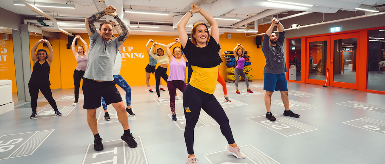 Gruppträning Dance2Move Fitness24Seven